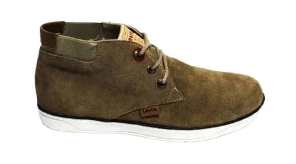 L217083 Levis Bota